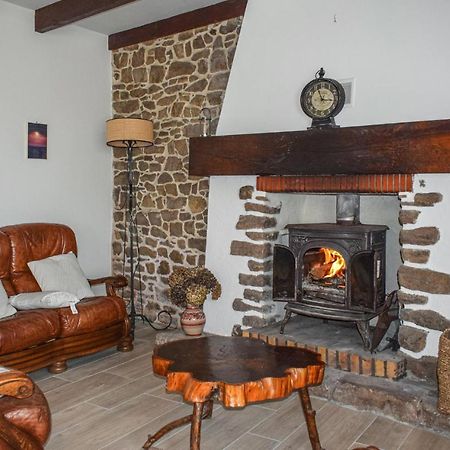 Nice Home In Plehedel With Wifi Exterior photo